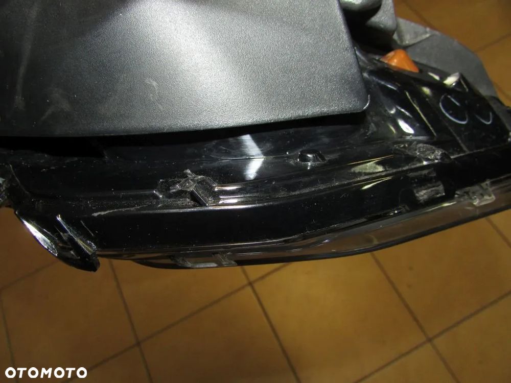 KTM Duke 125 17-23 lampa przód reflektor oryginał OEM - 4