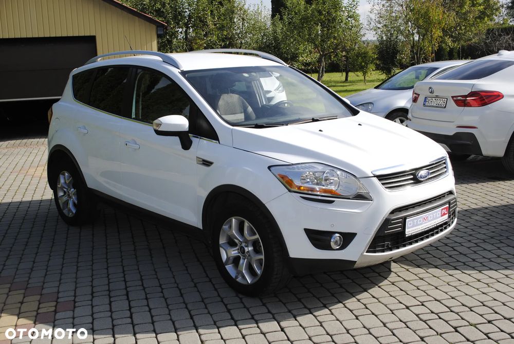 Ford Kuga - 10