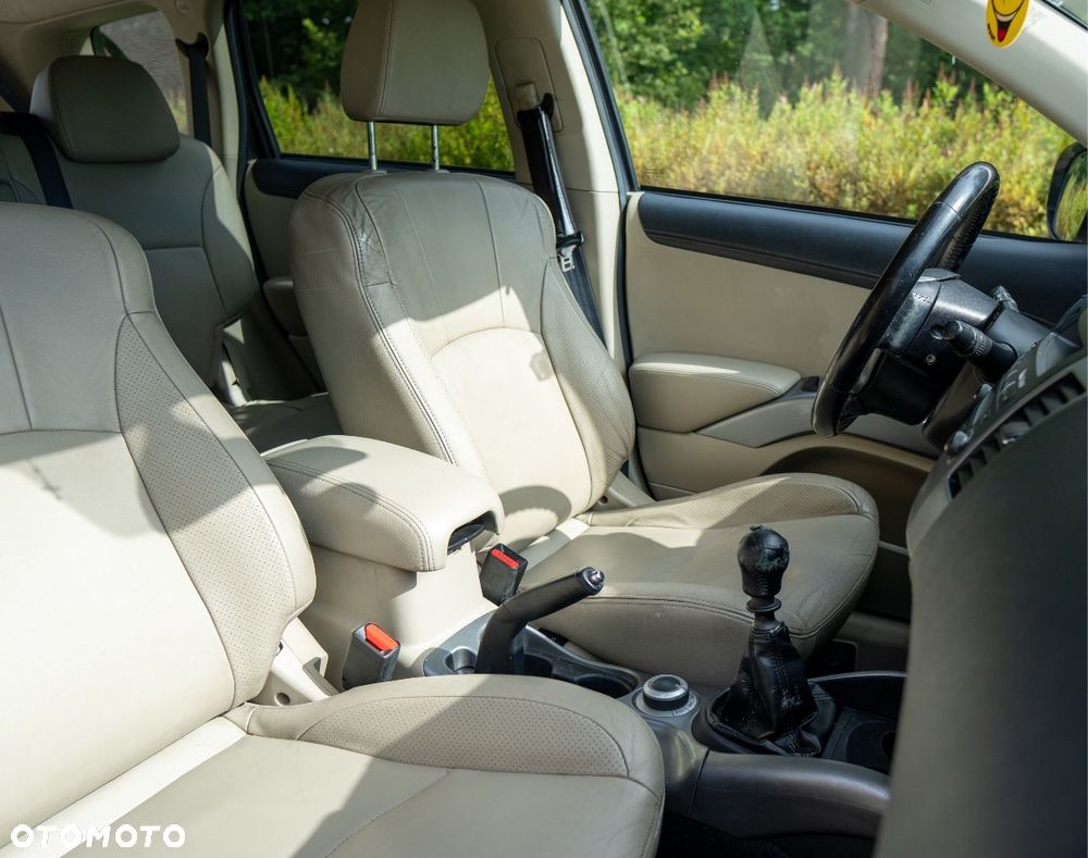 Mitsubishi Outlander 2.0 DID Instyle - 8