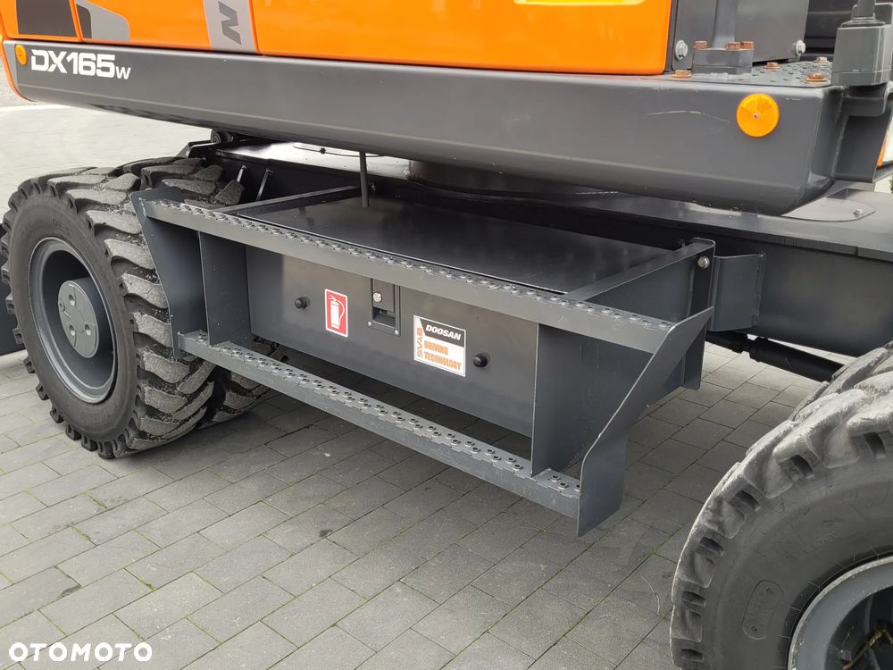 Doosan DX-165W / ROTOTILT ze szczypcami / compact / - 22