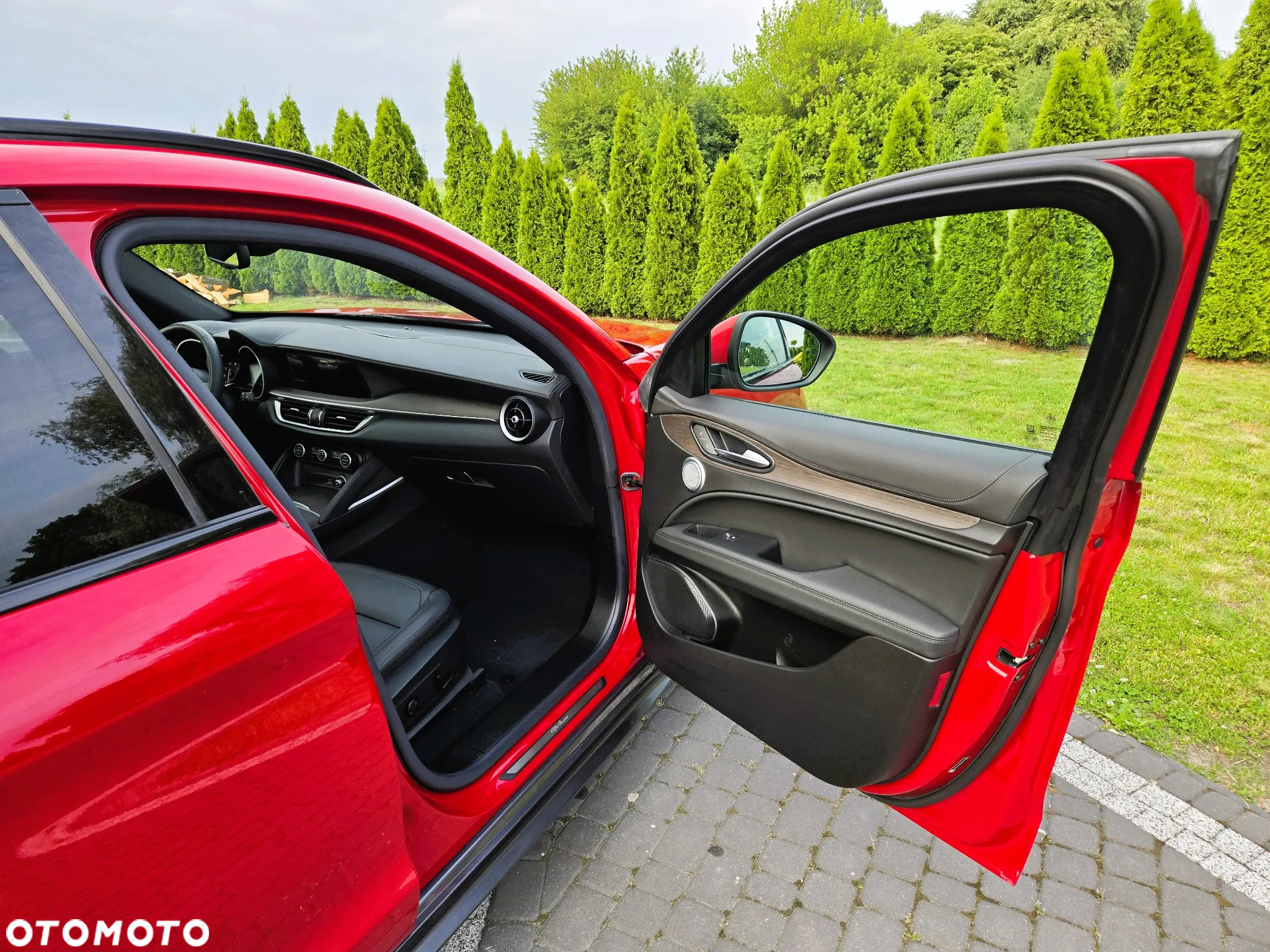Alfa Romeo Stelvio 2.0 Turbo 16V AT8-Q4 Ti - 31