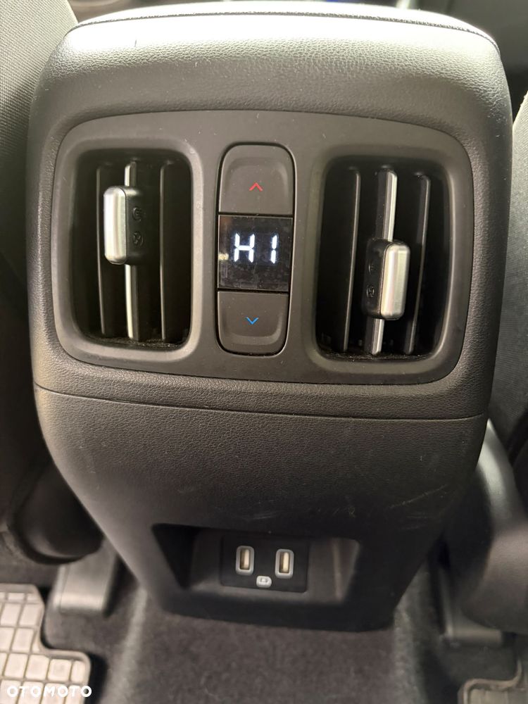 Hyundai Tucson 1.6 T-GDi Executive 2WD - 26