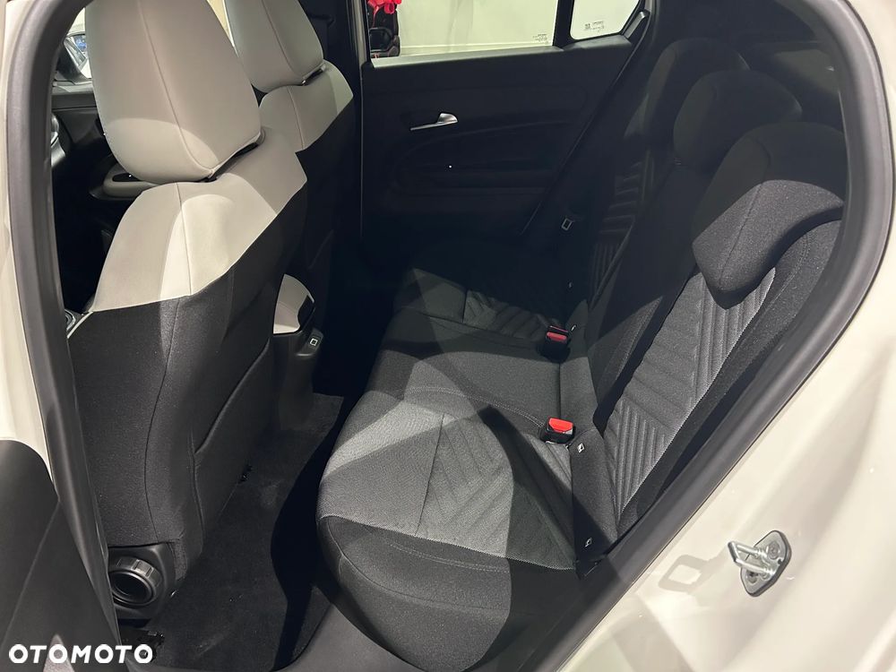 Fiat 600 1.2 Turbo eDCT - 20