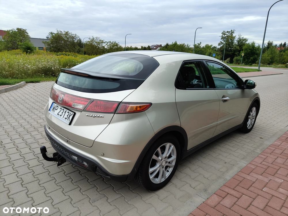 Honda Civic 1.4 Base - 33