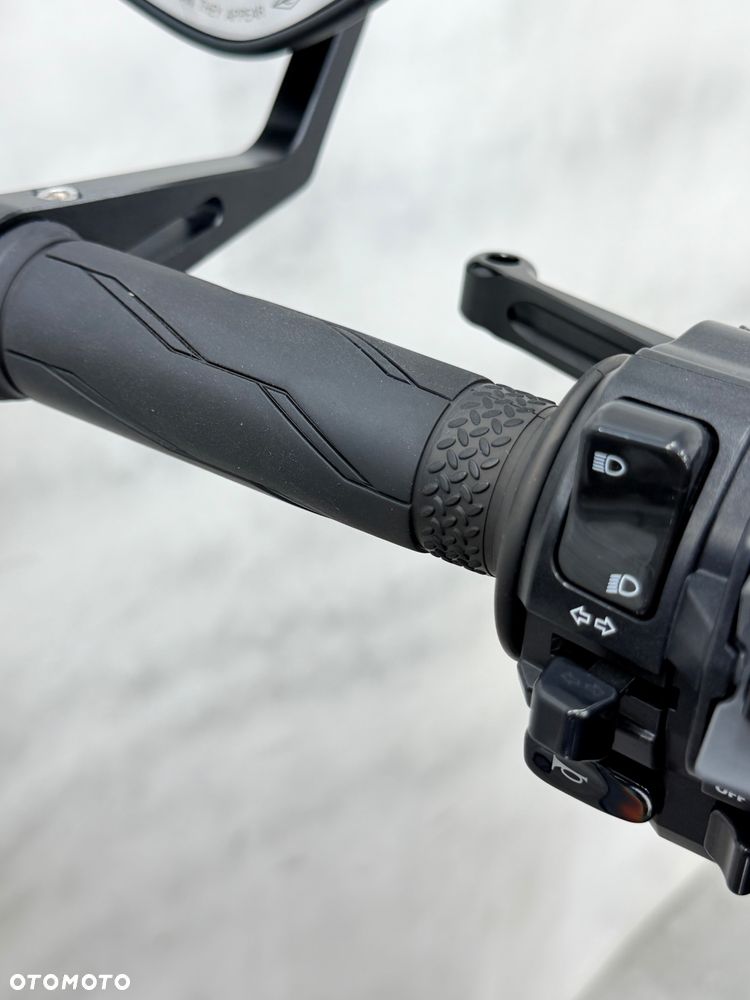 Yamaha MT - 23