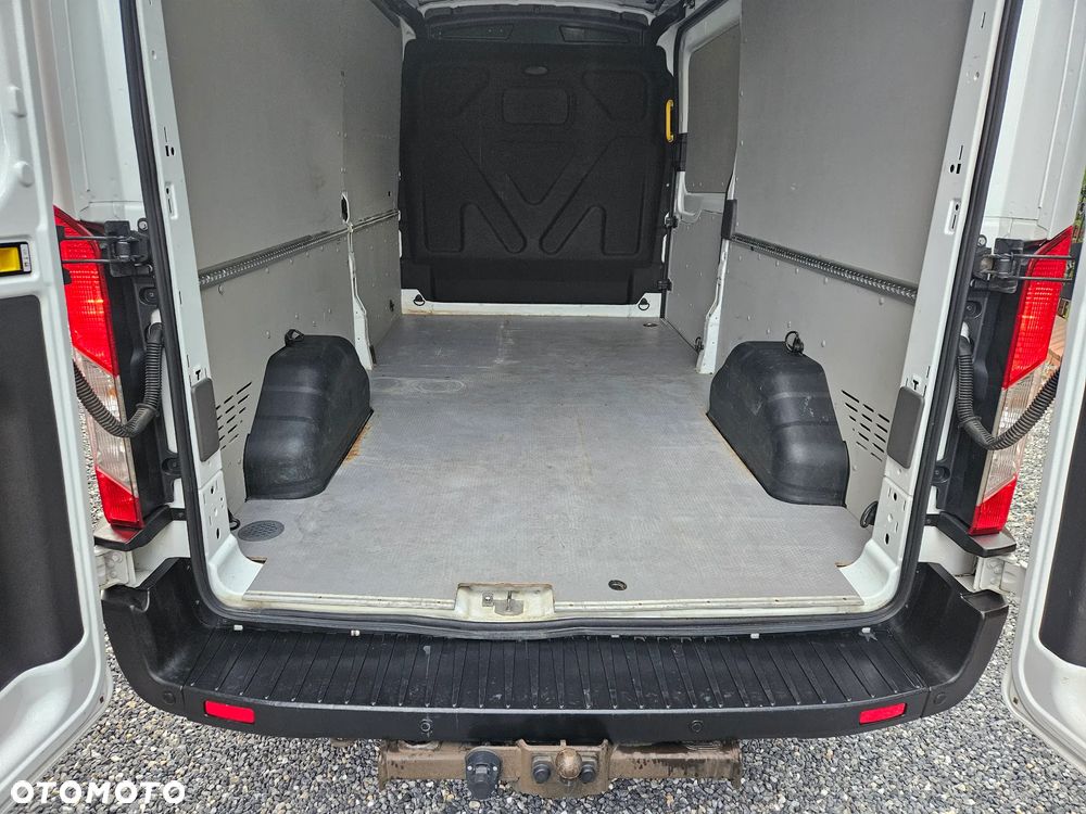 Ford Transit - 14