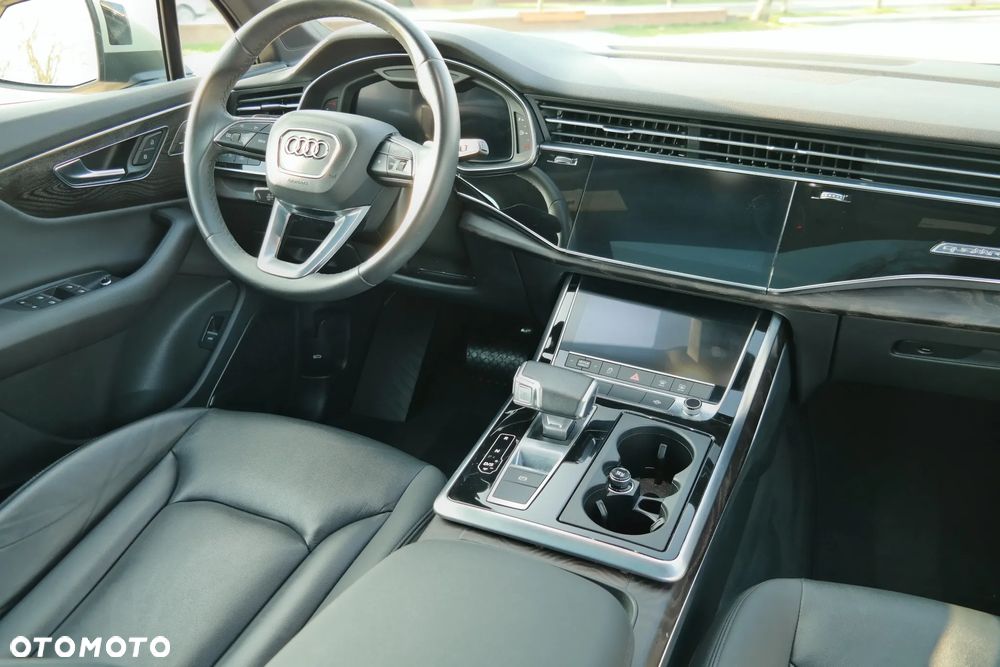Audi Q7 55 TFSI quattro tiptronic S line - 21