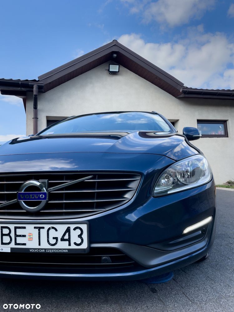 Volvo V60 D3 Momentum - 3