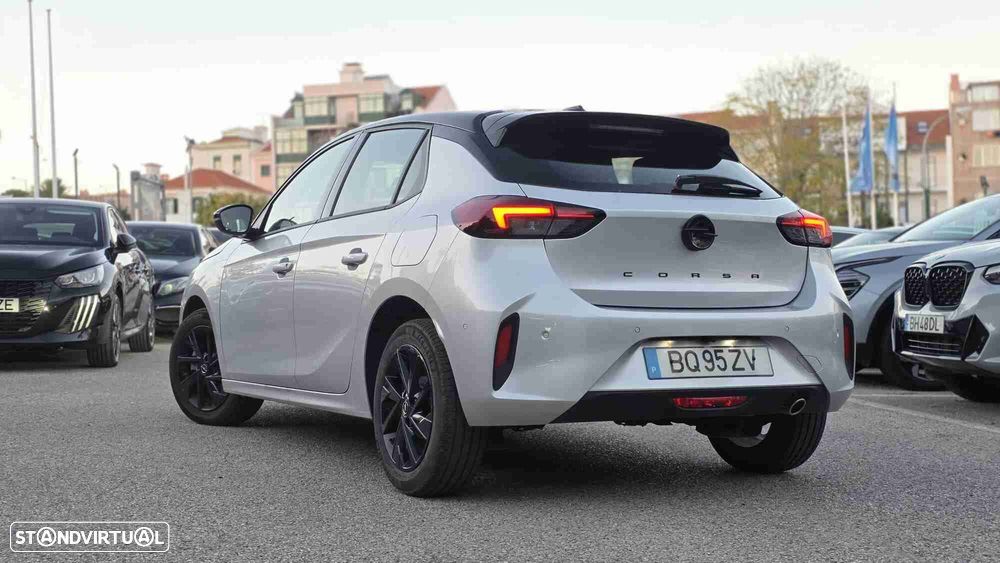 Opel Corsa 1.2 T GS - 4