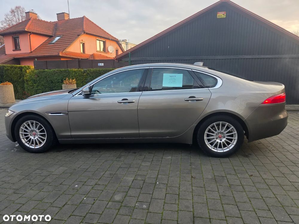 Jaguar XF 2.0 i4D Portfolio - 2