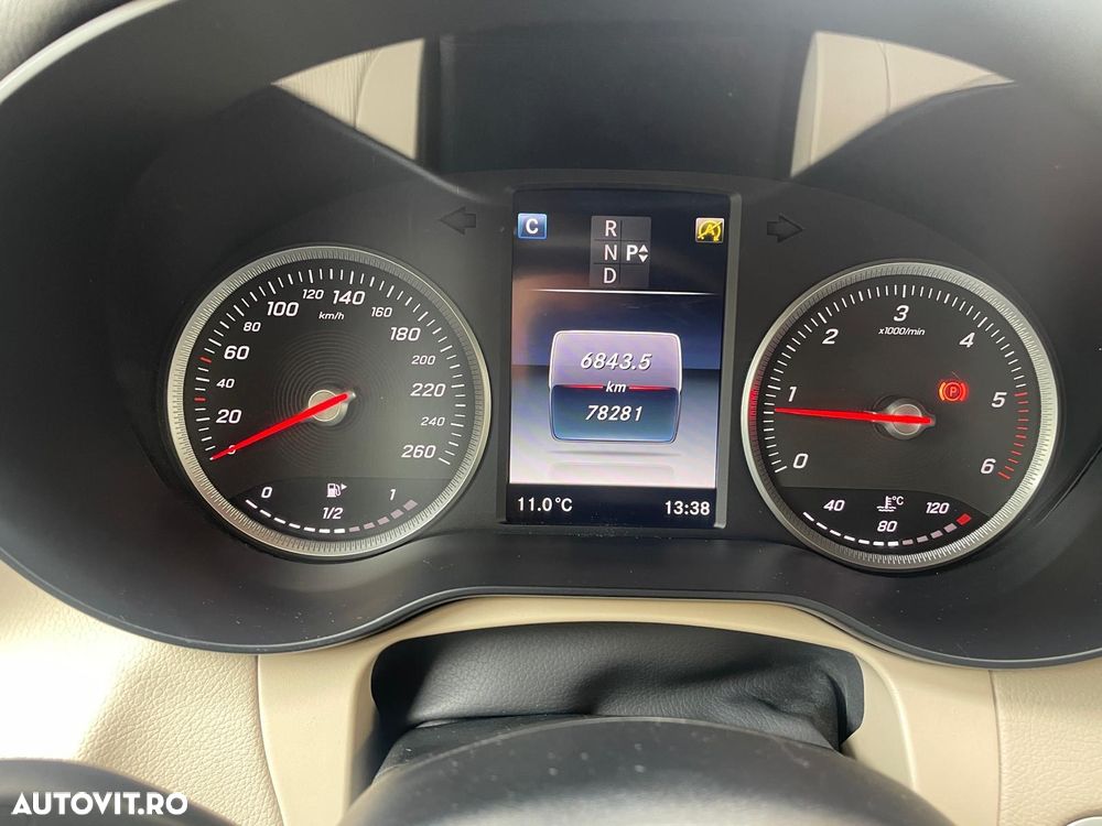 Mercedes-Benz GLC - 9