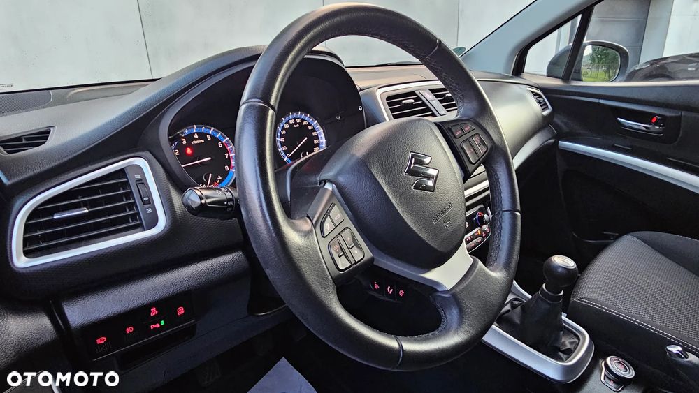 Suzuki SX4 S-Cross 1.6 Premium Plus - 22