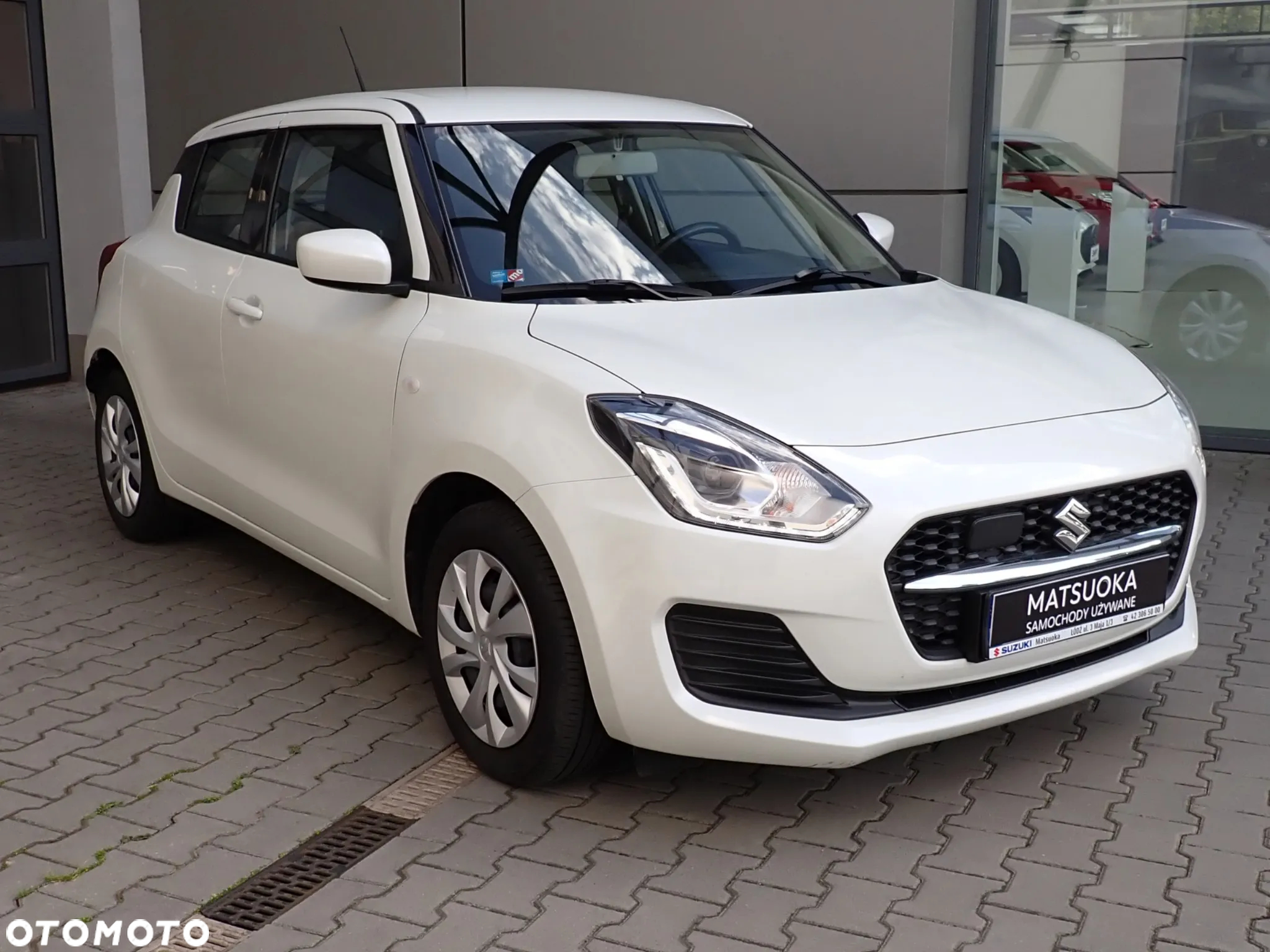 Suzuki Swift 1.2 Premium - 2