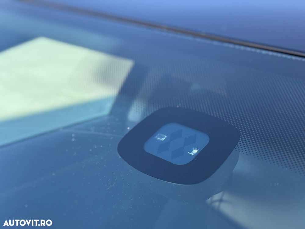 Volkswagen Golf 1.9 TDI DPF DSG Sportline - 9