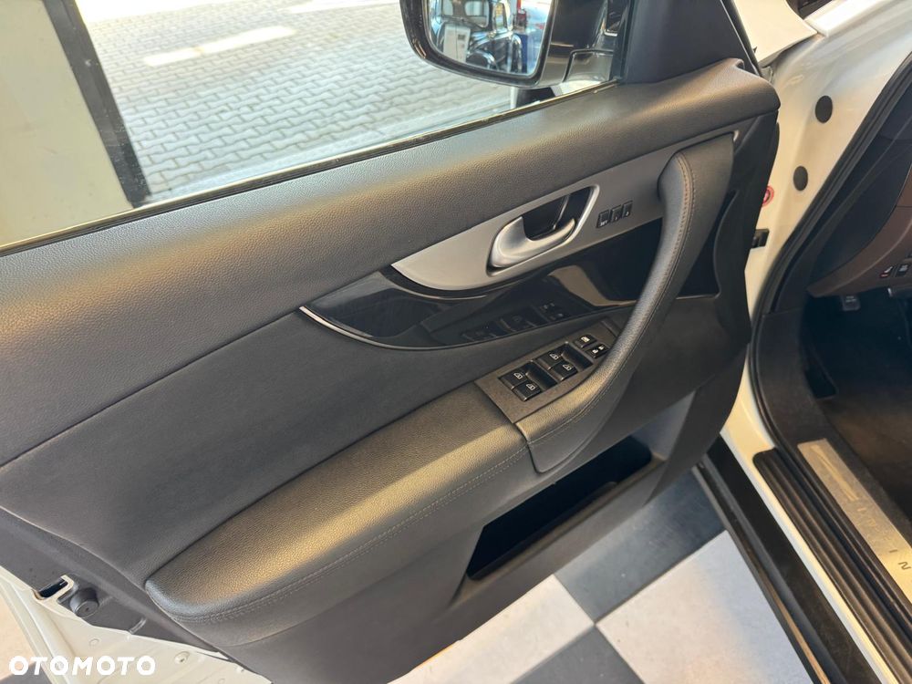 Infiniti FX FX30d S Premium - 14