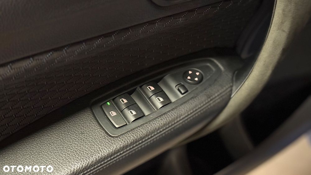 BMW Seria 1 118i M Sport - 18