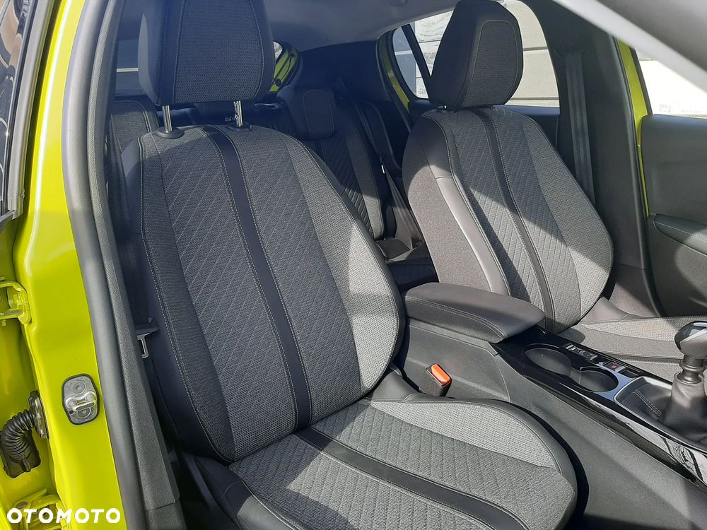 Peugeot 208 1.2 PureTech Allure S&S - 9
