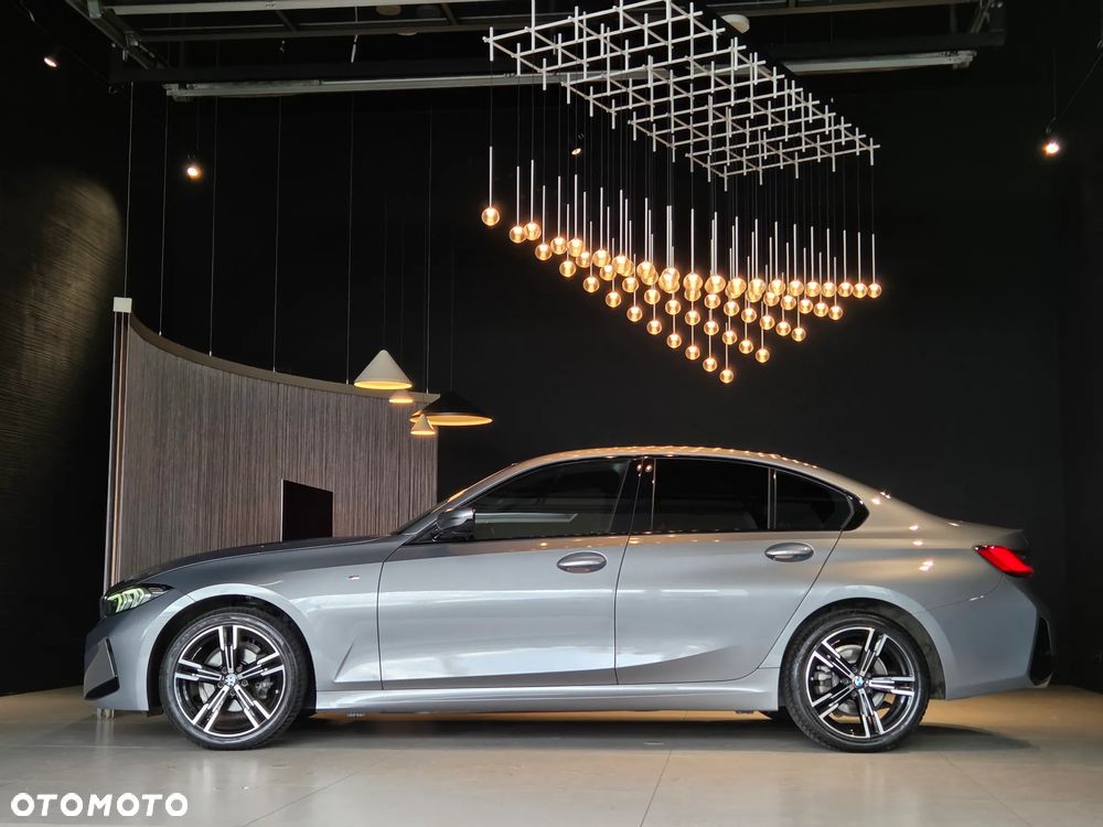 BMW Seria 3 318i M Sport - 3