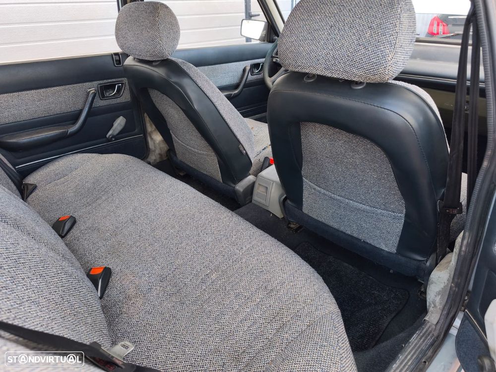 Peugeot 505 - 13