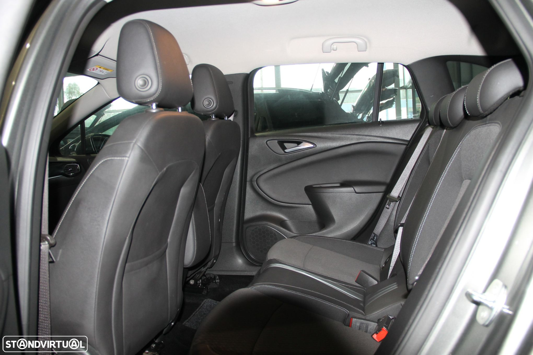 Opel Astra Sports Tourer - 6
