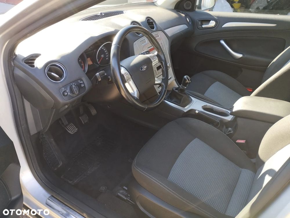 Ford Mondeo 2.0 FF Titanium - 5