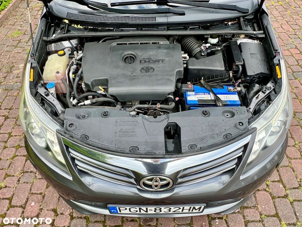 Toyota Avensis 2.2 D-CAT Prestige NAVI - 21