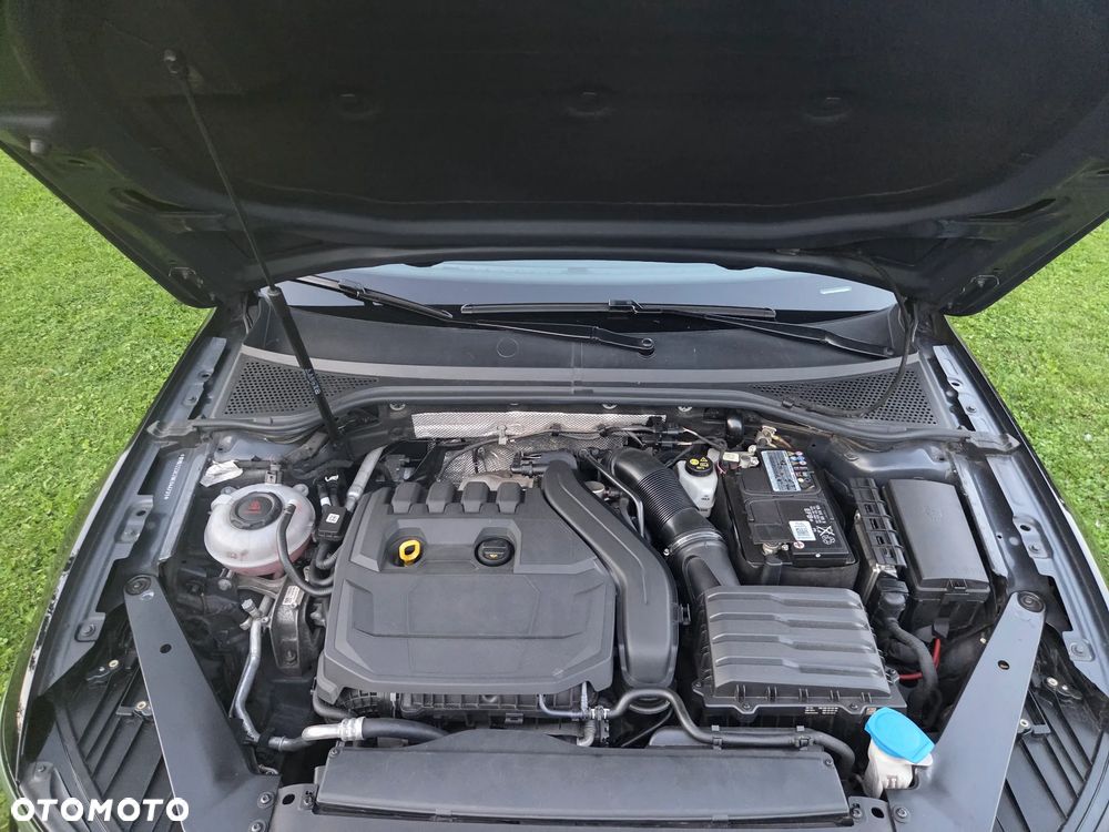 Volkswagen Passat 1.5 TSI EVO Elegance DSG - 19