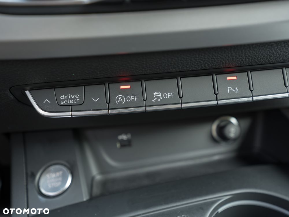 Audi A4 Avant 50 TDI quattro tiptronic S line - 35