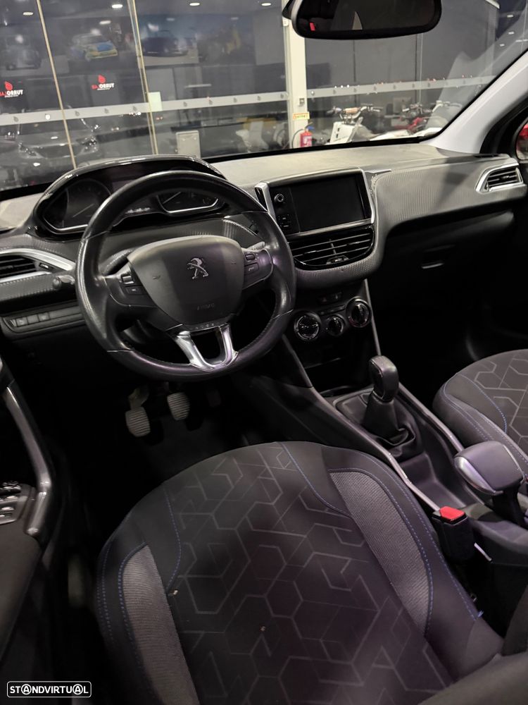 Peugeot 2008 1.2 PureTech Allure - 13