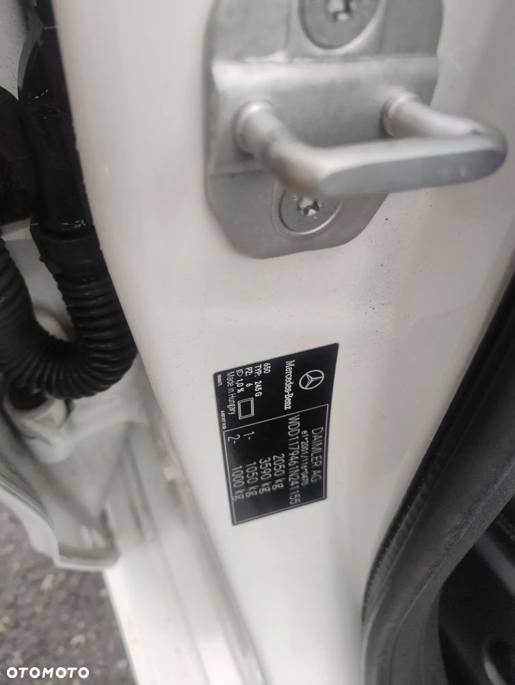 Mercedes-Benz CLA 250 4Matic 7G-DCT AMG Line - 11