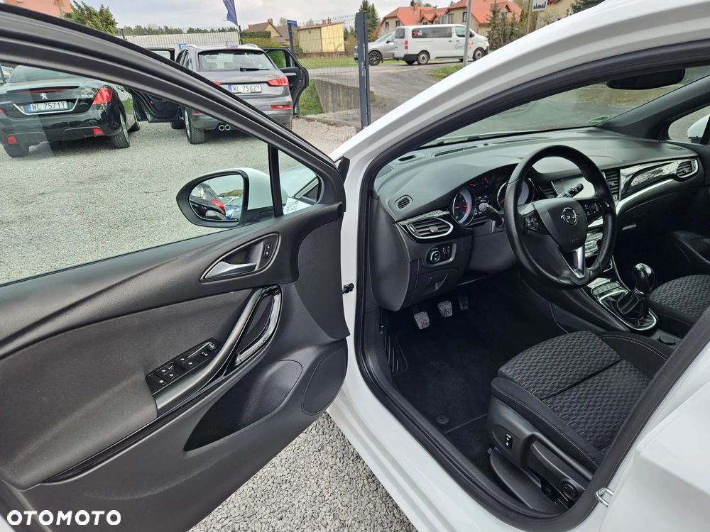 Opel Astra 1.4 Turbo Dynamic - 18