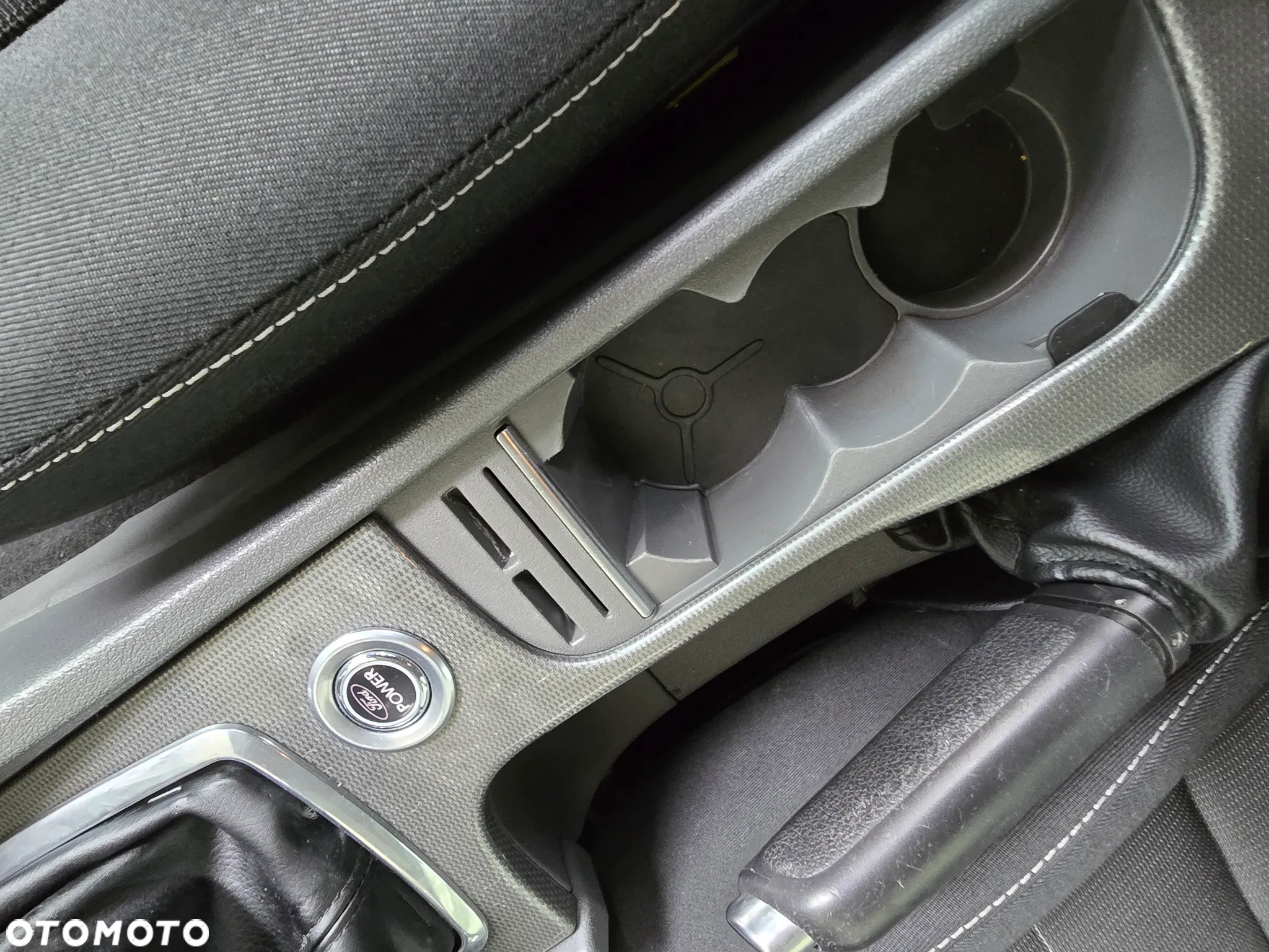 Ford Focus 1.8 FF Platinium X - 28