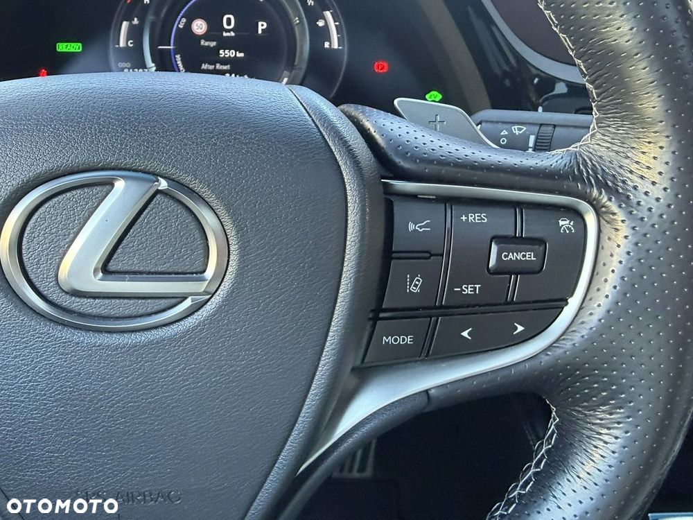Lexus ES - 30