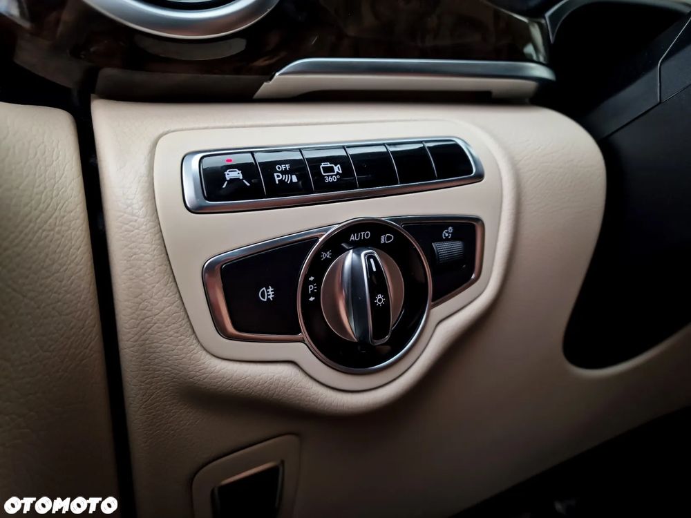 Mercedes-Benz Klasa V 250 (BlueTEC) d Avantgarde 7G-Tronic (d³ugi) - 12