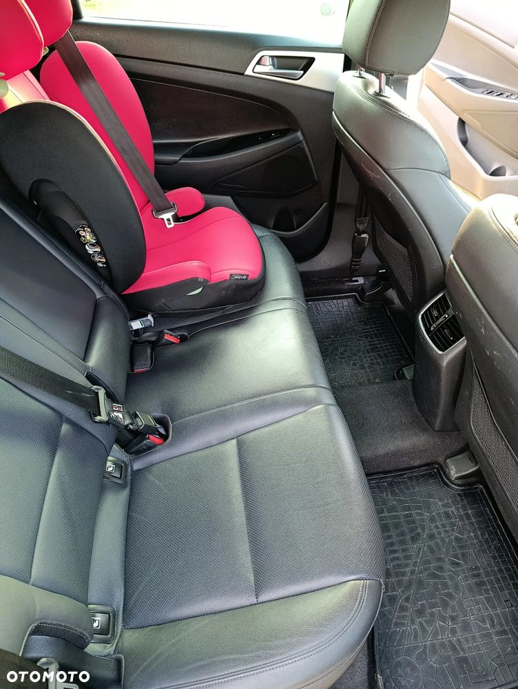 Hyundai Tucson 2.0 CRDI 4WD Style - 11