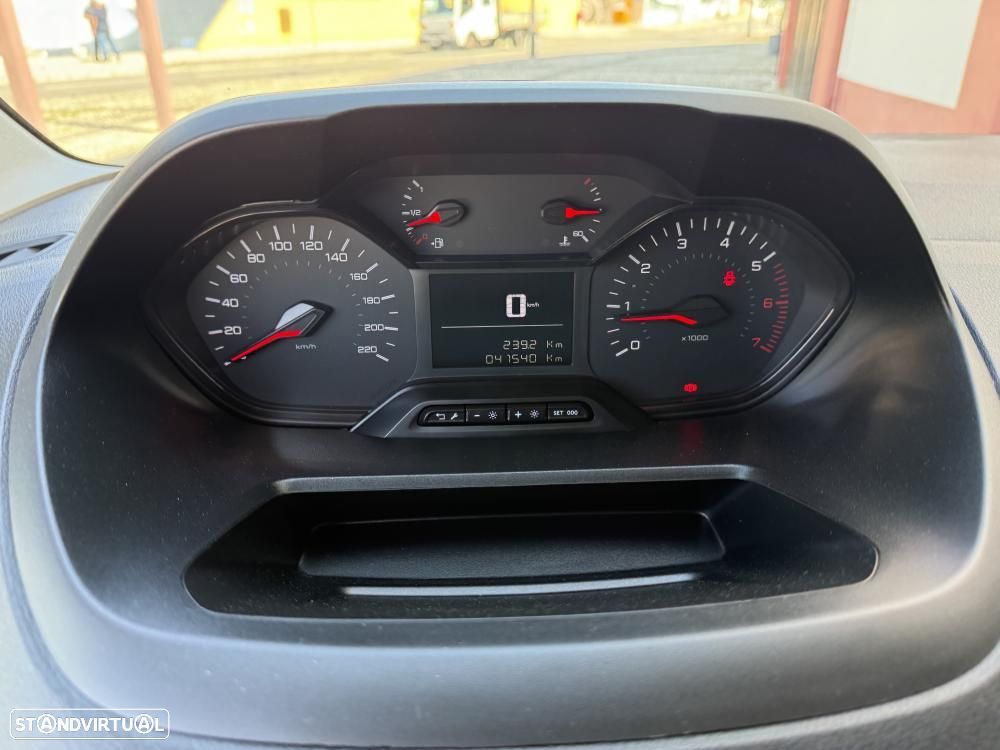 Peugeot Partner 1.6 BlueHDi L1 Pro 3L - 16