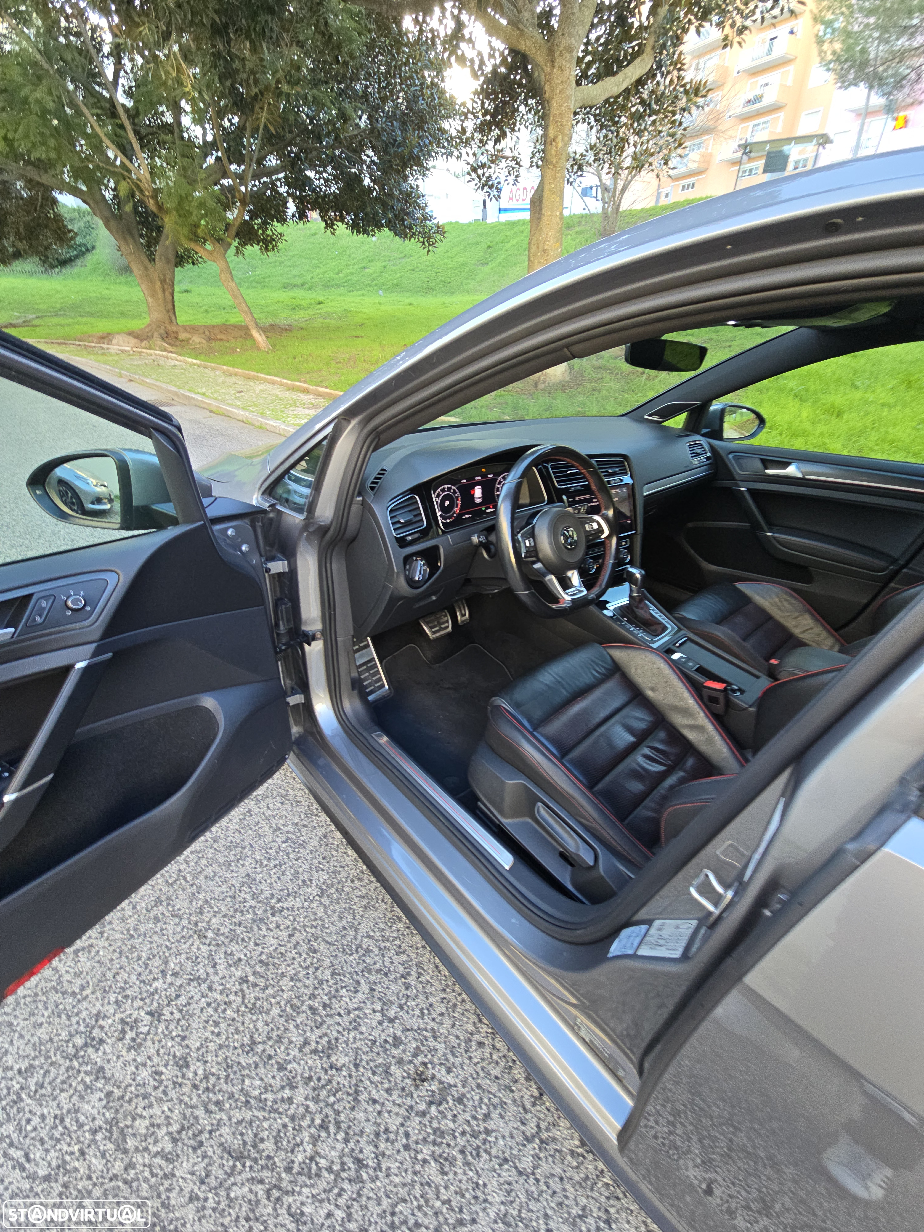 VW Golf 2.0 TSI GTI DSG Performance - 18