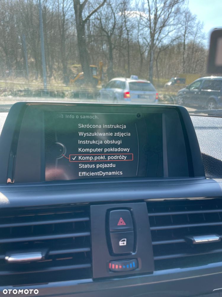 BMW Seria 1 116i - 16