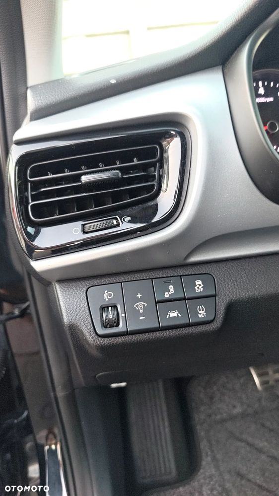 Kia Stonic 1.0 T-GDI DCT OPF Vision - 33