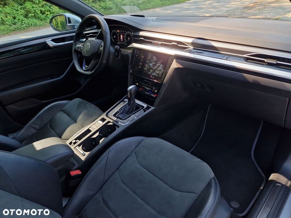 Volkswagen Arteon Shooting Brake 2.0 TSI 4Motion R DSG - 29