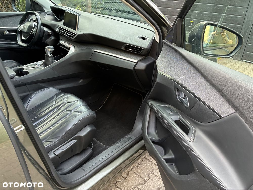 Peugeot 5008 1.6 HDi Style 7os - 16