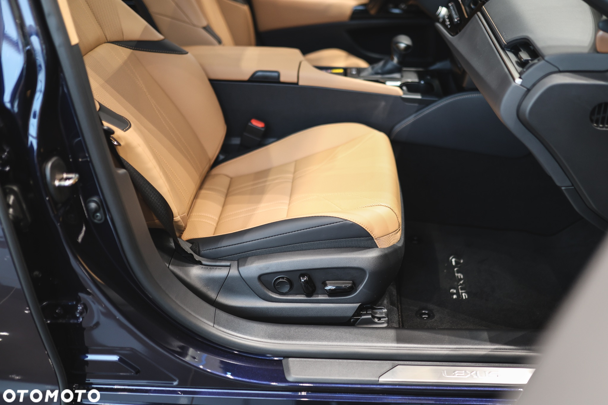 Lexus ES 300h Prestige - 7