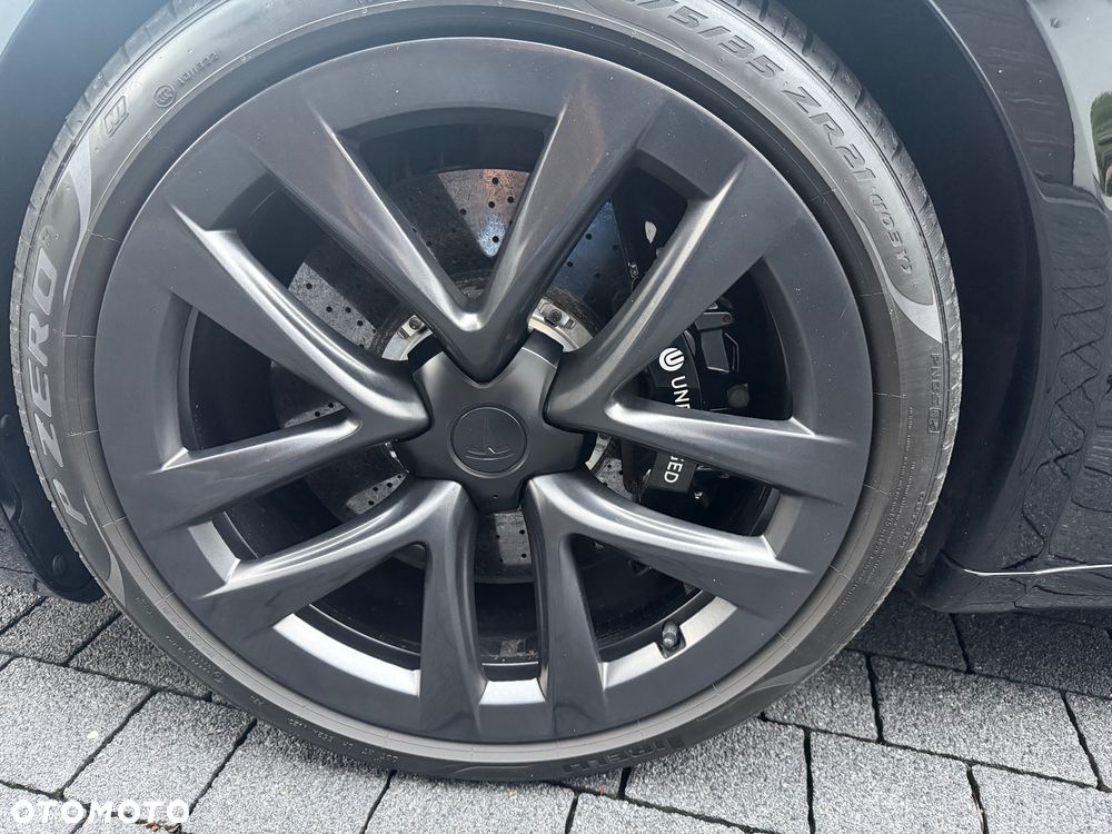 Tesla Model S Plaid - 14