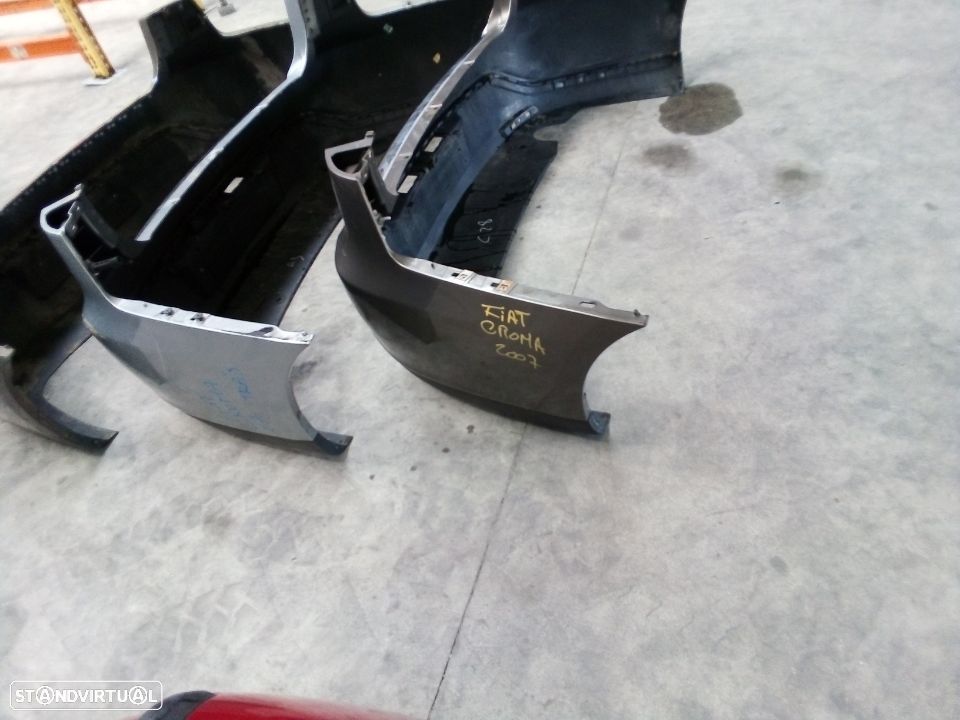 Para choques traseiro Fiat Croma 2007 - 1