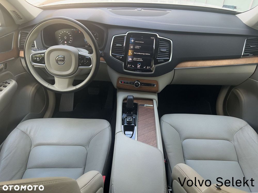 Volvo XC 90 B5 D AWD Momentum Pro - 9