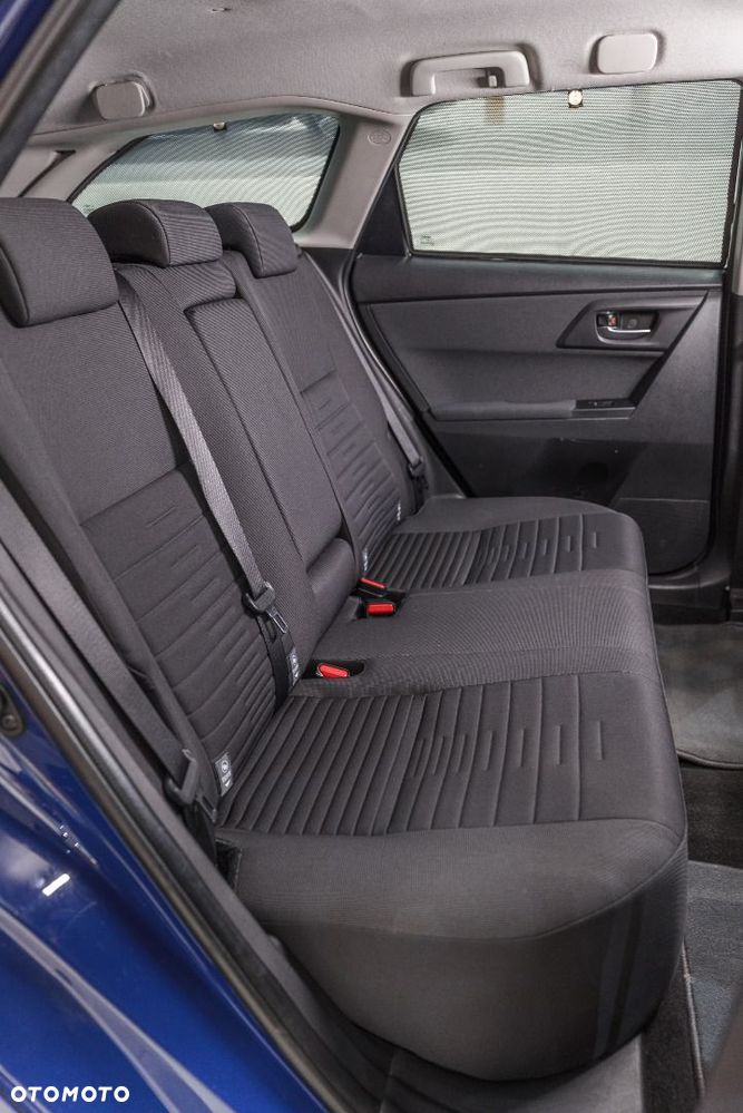 Toyota Auris - 25