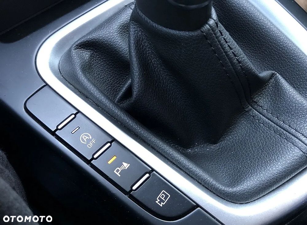 Kia Ceed 1.5 T-GDI L - 28