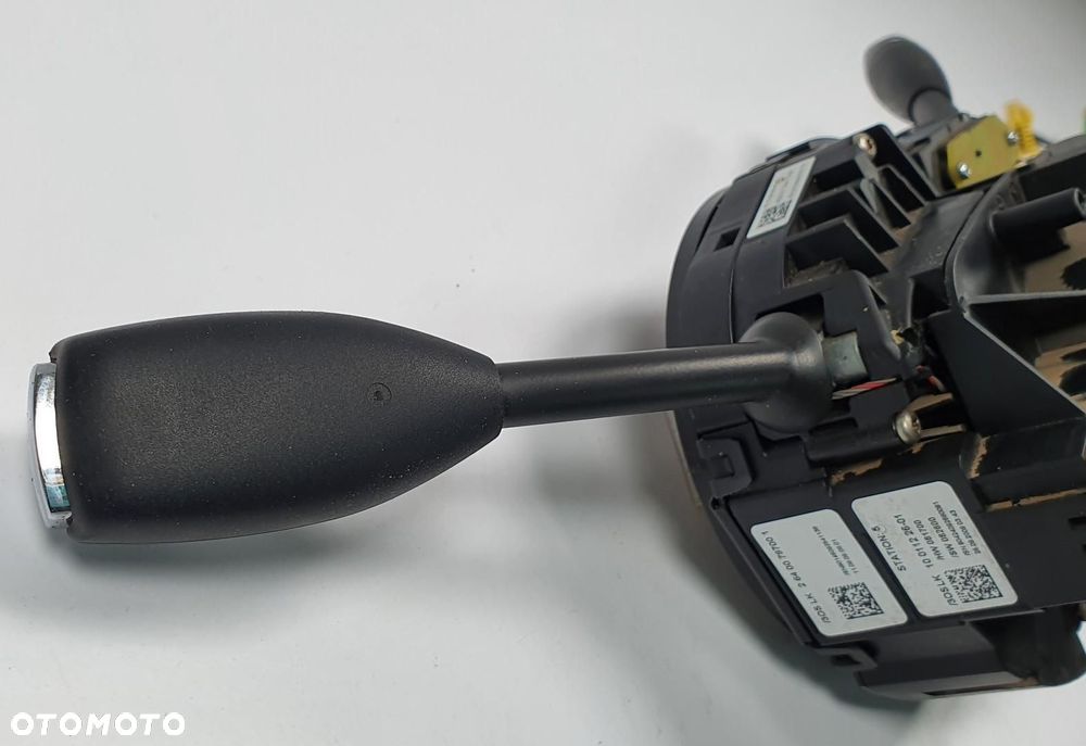 PRZEŁĄCZNIK ZESPOLONY TAŚMA MANETKI MERCEDES W212 A2124407803 - 7