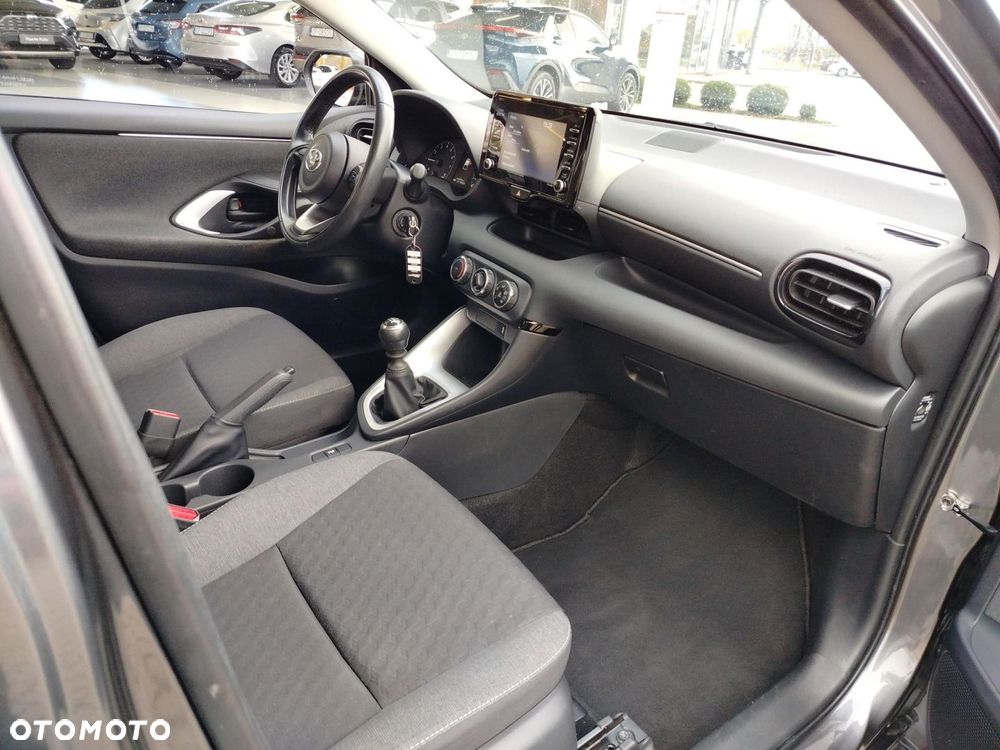 Toyota Yaris - 9