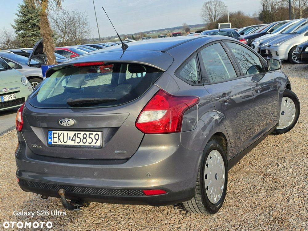 Ford Focus - 13